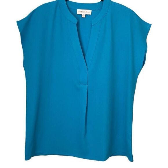 Wanna B Me Aqua cap sleeve Top Size Medium V-Neck - Picture 2 of 6